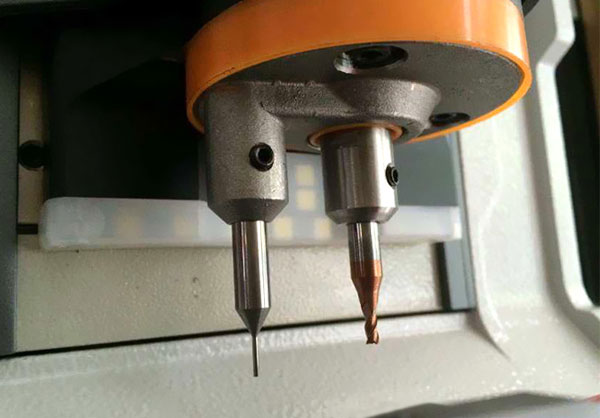 MINI iKeycutter CONDOR XC-MINI Master Series Automatic Key Cutting Machine