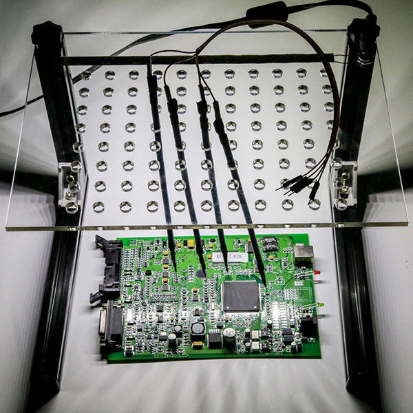 ed-bdm-frame-probes-mesh-kess-display