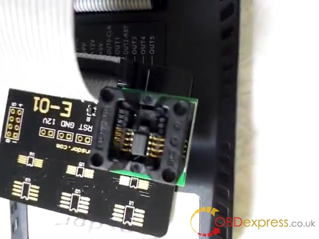  Lonsdor K518S read chip type AT25160B-obdexpress.co.uk