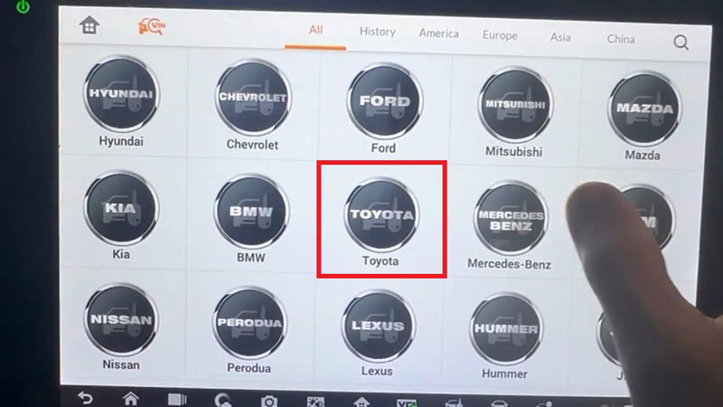 Autel IM508S work with VVDI Key Tool Max add 2020 Toyota Camry key