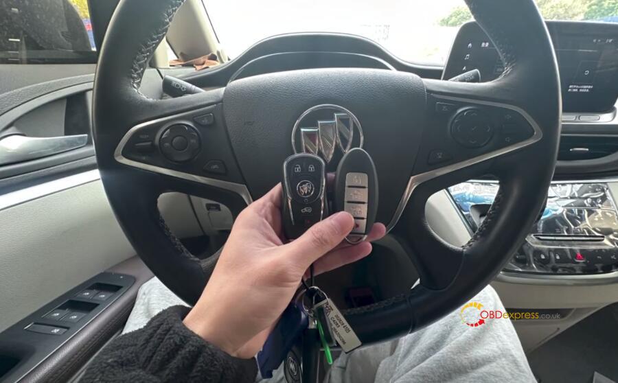 Launch X431 IMMO tool add keys for Buick Enclave 2020